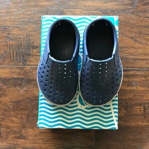 NATIVE KIDS SHOES. EXCELLENT CONDITION